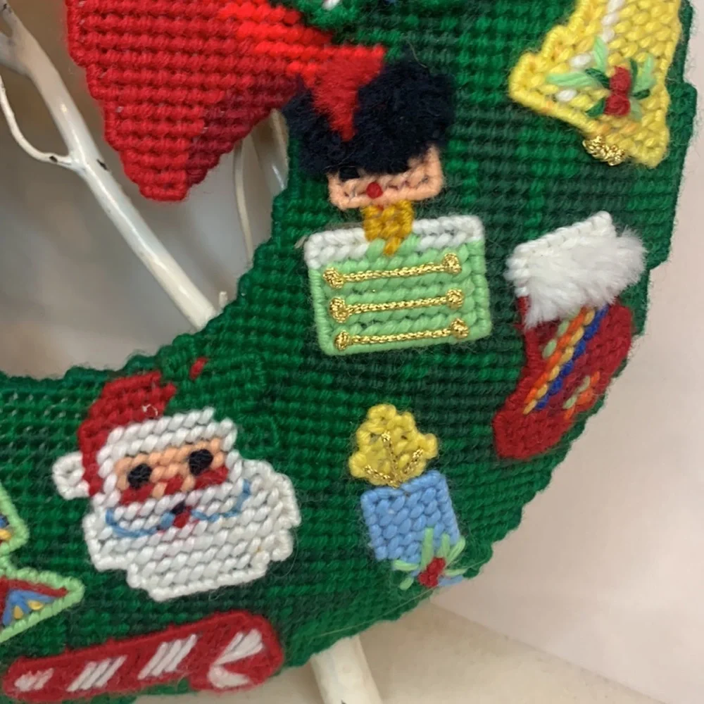 Super cute Vintage Bucilla 16 ornament pre-made plastic canvas Christmas wreath